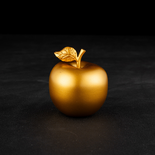 Modern Home Decor Luxury Golden Plated Large Decorative Gold Accessory European Nordic Style Metal Home Accessories