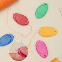 Enfile-aiguille pour couture à la main, crochet en plastique, enfile-aiguille simple pour aiguilles à petit œil, outil d'enfilage facile pour la couture