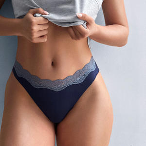 Seamless Thongs for Women <strong>Tiny</strong> Tangas Sexy Thong Lingerie Woman Translucent Strings Lace T-back Underwear Tangalar <strong>Panties</strong> 0766 - Product Image 3