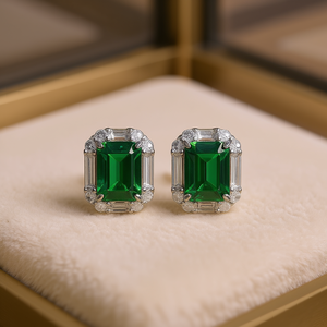 Orecchini a lobo di lusso in oro bianco con smeraldo taglio smeraldo, montatura a griffe in oro massiccio 18K, per donna, gioielli raffinati da matrimonio, certificati GIA - Product Image 2