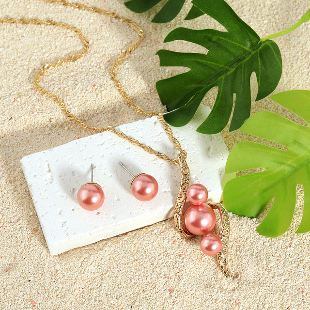 Latest Gold Plated Shell Pearl Necklace Earrings Set Wedding Jewelry Sets Wedding Jewellery Luxury