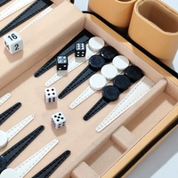 Jeu de backgammon de voyage de luxe 9 pouces, ensemble compact portable avec plateau incrusté en feutre et fermeture éclair en cuir rouge