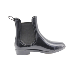 Bottes de pluie <span class=keywords><strong>Chelsea</strong></span> du fabricant OEM pour femmes Tube intermédiaire Conception étanche en PVC pailleté brillant - Product Image 2