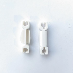 KM997109H01 Slitta per Porta Ascensore L43mm L13mm Ricambi <span class=keywords><strong>MonoSpace</strong></span> per Ascensori - Product Image 1