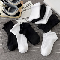 Chaussettes de sport unisexe de haute qualité en gros Jacquard brodé nouveau design personnalisé votre propre logo chaussettes de sport en coton athlétique de couleur unie