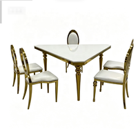 Table de mariage en acier inoxydable doré, forme triangulaire, plateau blanc, pieds tournés, table modulaire pour événements