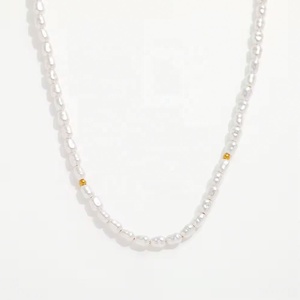 Collier de perles en forme de grain de riz en acier inoxydable plaqué or 18 carats, bijoux personnalisés, vente en gros de bijoux de mode - Product Image 1