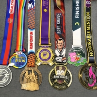 Médailles et trophées sportifs 3D personnalisés gravés en usine pour le taekwondo, la gymnastique, le judo et le marathon