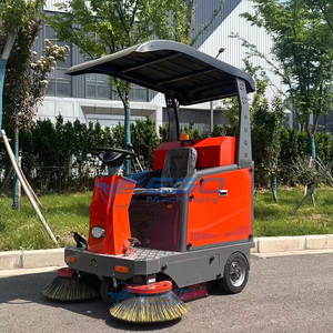 Camión barredor de carreteras de alta eficiencia con sistema de supresión de polvo - Product Image 2