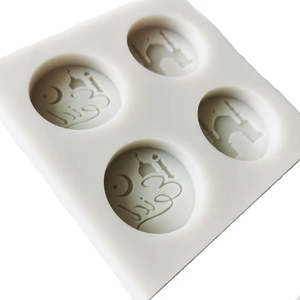 Fine 4 cavités arabe musulman <span class=keywords><strong>Eid</strong></span> <span class=keywords><strong>Mubarak</strong></span> mosquée lune étoile forme Silicone bricolage <span class=keywords><strong>chocolat</strong></span> Biscuit Cookie argile gâteau Fondant <span class=keywords><strong>moule</strong></span> - Product Image 4