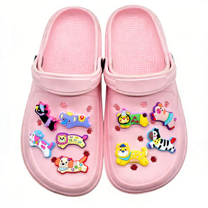 จี้รองเท้าและเข็มกลัดรูปสัตว์ไส้กรอกน่ารัก ทำจากพีวีซี รูปทรงยาว ตกแต่ง<span class=keywords><strong>รองเท้า</strong></span>แบบน่ารักสำหรับรองเท้าแบบสวม - Product Image 2