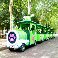 Train électrique alimenté par batterie pour enfants Trains sans rail avec écran de jeu électronique
