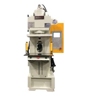 Machine de moulage par injection verticale micro-intégrée HC-350+MO+HS, nouvelle et personnalisable - Product Image 1