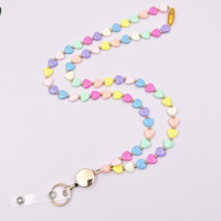 Collier porte-badge en résine plastique en forme de cœur couleur macaron, breloque cœur en acrylique, fermoir mousqueton en alliage, boucle à tirer facilement