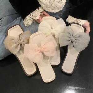 Sandalias de Verano Antideslizantes y Desodorantes con Lazo de Encaje Grueso Estilo Coreano Novedoso para Mujer, Ideales para Combinar con Cualquier Atuendo - Product Image 1