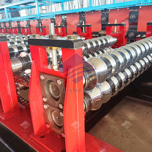 Petit pain de panneau de toit en métal monocouche formant la machine 1200mm largeur d'alimentation tuile en acier colorée avec composants de noyau de moteur à engrenages - Product Image 4