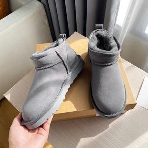 Bottes en fourrure de luxe Uggs de haute qualité 2026, unisexes, en cuir véritable, thermiques, confortables, chaudes, antidérapantes pour l'automne et l'hiver - Product Image 5