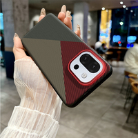 Étui de protection arrière en cuir PU mat avec texture en fibre de carbone de luxe pour OnePlus 15T 13T 13S