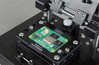 Placa de programación para Raspberry Pi Compute Module 5 con puerto Ethernet, interfaz de pines Pogo y sujeción mecánica