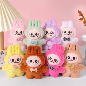 <span class=keywords><strong>TikTok</strong></span> Rabu <span class=keywords><strong>chica</strong></span> corazón llavero pajarita burbuja Mat felpa colgante ligero bolsa muñeca regalos - Product Image 1