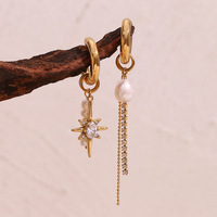 Boucles asymétriques perle eau douce zircon, créole étoile huit branches, acier inoxydable doré