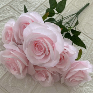 Bouquet di 7 Rose Artificiali <span class=keywords><strong>Rosa</strong></span>, Fiori Fatti a Mano con Diametro di 9cm, Grandi Rose per Natale e Laurea - Product Image 1