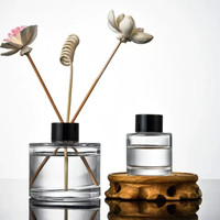 Bouteille de diffuseur en verre de luxe de 100ml avec boîte Bouteille de diffuseur de roseau rond avec boîte personnalisée