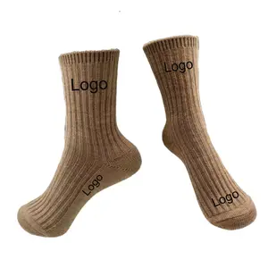 Wholesales Solid Color Custom Embroidery Socks Women Cute Crew Socks For Women