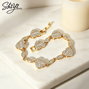 <span class=keywords><strong>Bracciale</strong></span> Trendy Hip Hop da Donna Placcato Oro con Ciondolo a Cuore in Ottone e Catena con Zirconi 5A per Anniversario, Compatibile con Bracciali <span class=keywords><strong>Pandora</strong></span> - Product Image 5