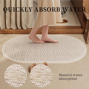 พรมเช็ดเท้ารูปวงรีผ้ากำมะหยี่เนื้อนุ่มดูดซับน้ำได้ดี กันลื่น ดีไซน์เรียบง่ายสำหรับห้องน้ำ - Product Image 4