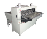 Machine de plissage de treillis métallique multicouche de type couteau