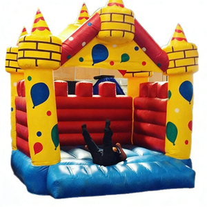 Trampoline gonflable au design réaliste de <span class=keywords><strong>château</strong></span> avec enclos de sécurité renforcé pour une protection anti-chute - Product Image 6