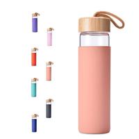 Grosir Disesuaikan 650Ml 700Ml 1000Ml Kaca Bening Tutup Bambu Lengan Silikon Botol Air Bening Garrafa De Agua Botol Air
