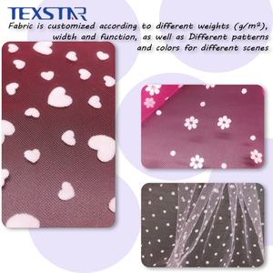 <span class=keywords><strong>Tessuto</strong></span> in <span class=keywords><strong>Tulle</strong></span> Stampato con Fiori Rossi Personalizzato 100% Poliestere Leggero Traspirante a Maglia per Matrimoni e Casa - Product Image 2