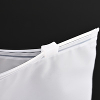 Logo transparent en PVC personnalisé sacs à fermeture éclair emballage de vêtements en PE givré sacs d'expédition avec 100 pièces pour l'utilisation de la fourrure