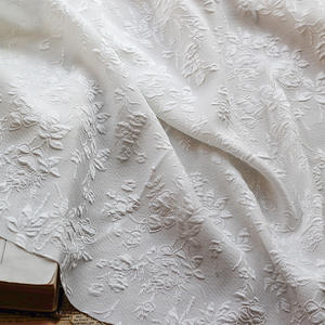 Chine fournisseur textile nouveau design haute couture 3D tissu jacquard gaufré tissu doux rafraîchissant - Product Image 4