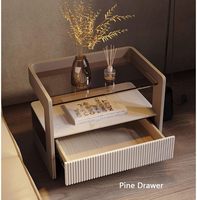 Mesita de Noche Moderna con Sensor Inteligente y Cajón de Madera, Mesita de Noche con Tapa de Cristal, Mesa Auxiliar Minimalista, Mesita de Noche de Cuero