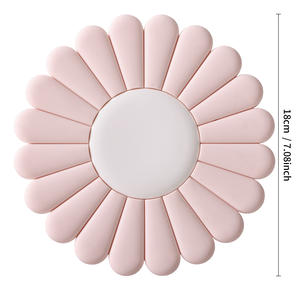 تصميم حديث وإبداعي جديد من سيليكون زهرة ديزي تريفيتس مستديرة صانعة للمنزل أو للبيع بالجملة للأطباق الساخنة - Product Image 4