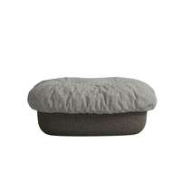 Pouf et table d'appoint rembourrés personnalisables pour canapé modulaire sectionnel, idéaux pour les grands projets d'aménagement intérieur