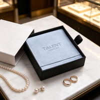 Coffret cadeau en velours noir rigide avec logo personnalisé, avec insert en pochette douce pour collier de perles, boucles d'oreilles, bracelet