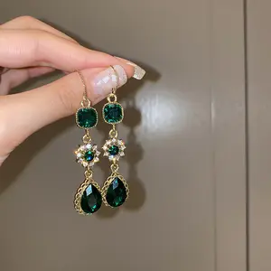 GT Rhinestones Geometric Metal Green Earring Jewelry Crystal Luxury Women Designer Earring