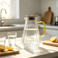 Carafe à eau moderne de grande capacité en verre borosilicate taillé diamant NOBLE HAPPY, poignée dorée, couvercle en acier inoxydable, compatible lave-vaisselle