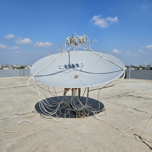 Antenne satellite à foyer primaire de 1,8 m (6 pieds) – Antenne parabolique de 180 cm à montage au sol – Antenne <span class=keywords><strong>TV</strong></span> solide - Product Image 1