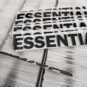 Etiqueta Termoadhesiva Personalizada con Detalles Maravillosos, Tecnología de Efecto 3D en Relieve para Chaquetas y Abrigos de Marca, Lista para Exportación Global - Product Image 1