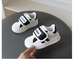 Baskets pour enfants printemps et automne nouvelles baskets décontractées pour garçons chaussures de <span class=keywords><strong>basket</strong></span>-ball basses chaussures bébé à semelle souple - Product Image 4