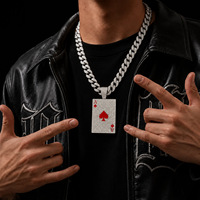 Pendentif Breloque Carte à Jouer Cœur Rouge As de Pique Hip Hop, entièrement orné de strass, avec Chaîne Maille Cubaine, Bijoux en Gros