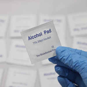 Tisu Basah Premium 75% Alkohol Etanol untuk Penggunaan Luar, Bahan PVC untuk Alat Perawatan Sakit, Tisu Alkohol & Swab - Product Image 6