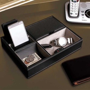 Scatola Organizer da <span class=keywords><strong>scrivania</strong></span> <span class=keywords><strong>per</strong></span> la casa a più scomparti vassoio da uomo <span class=keywords><strong>in</strong></span> <span class=keywords><strong>pelle</strong></span> nera PU <span class=keywords><strong>per</strong></span> monete, chiavi, orologi e portafogli - Product Image 5