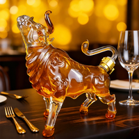 Bouteille en verre borosilicate de luxe de 1000 ml, motif unique de talon haut animal, design carré, pour tequila, vodka, brandy, diffuseur