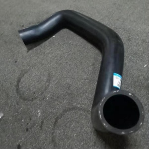 Tuyau d'eau (bas) pour excavatrice ZAXIS330-3 ZAX330-3, tuyau de radiateur 3104963 - Product Image 1